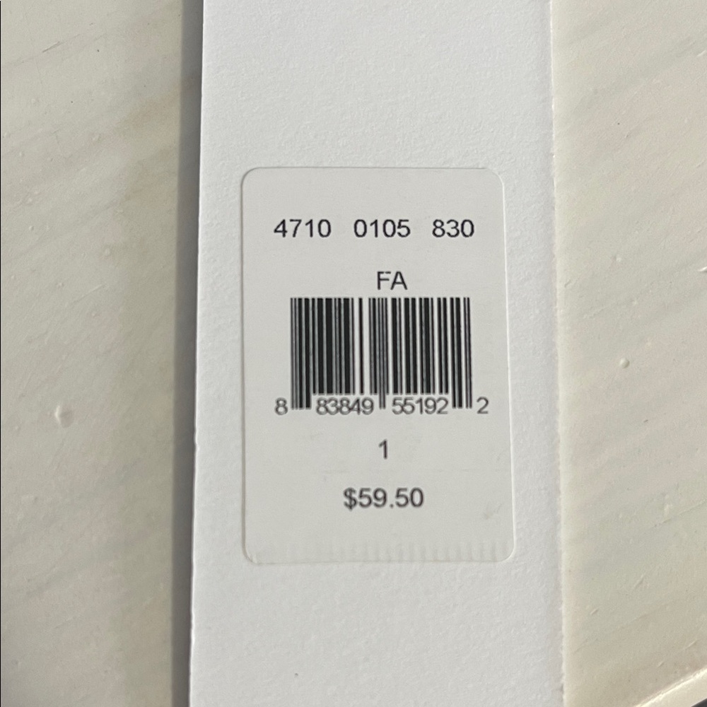 NWT Calvin Klein Red and Black Card Holder - Picture 7 of 7